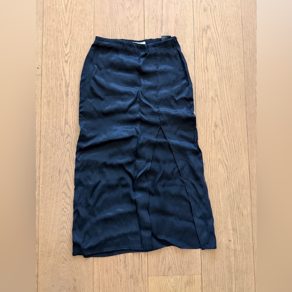 H&M Black Satin Skirt